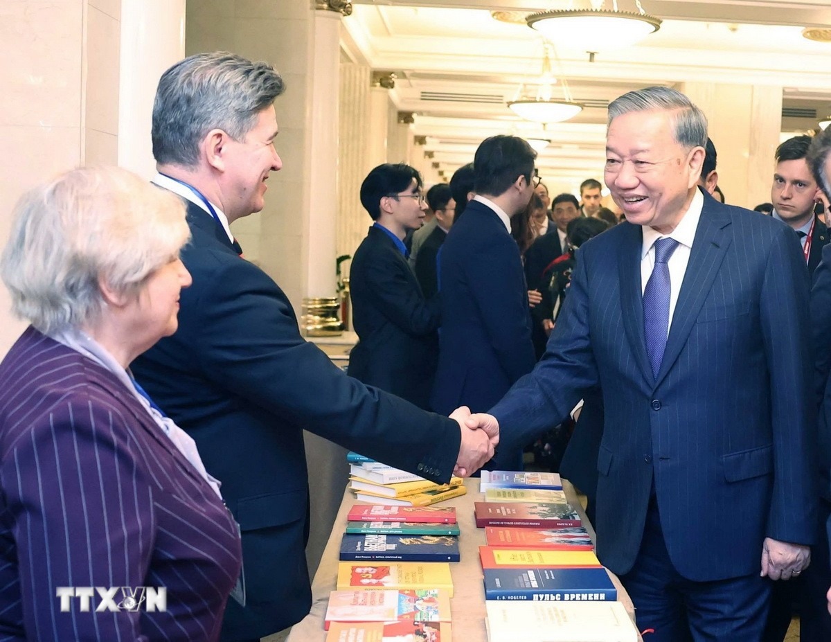 Tổng Bí thư: Việt Nam tri ân sự giúp đỡ chí tình của các chuyên gia Nga