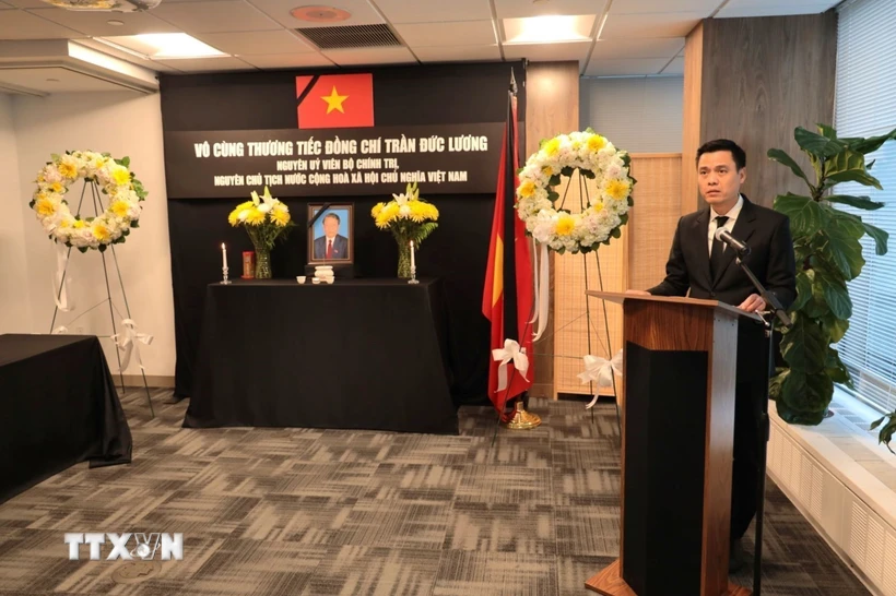 Lễ viếng, mở sổ tang nguyên Chủ tịch nước Trần Đức Lương tại LHQ và nhiều nước