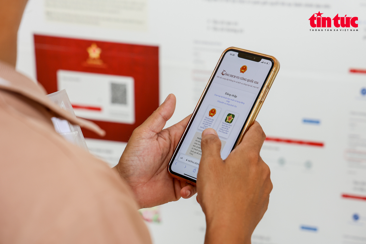 Hướng dẫn lấy ý kiến về sửa đổi Hiến pháp năm 2013 trên VneID