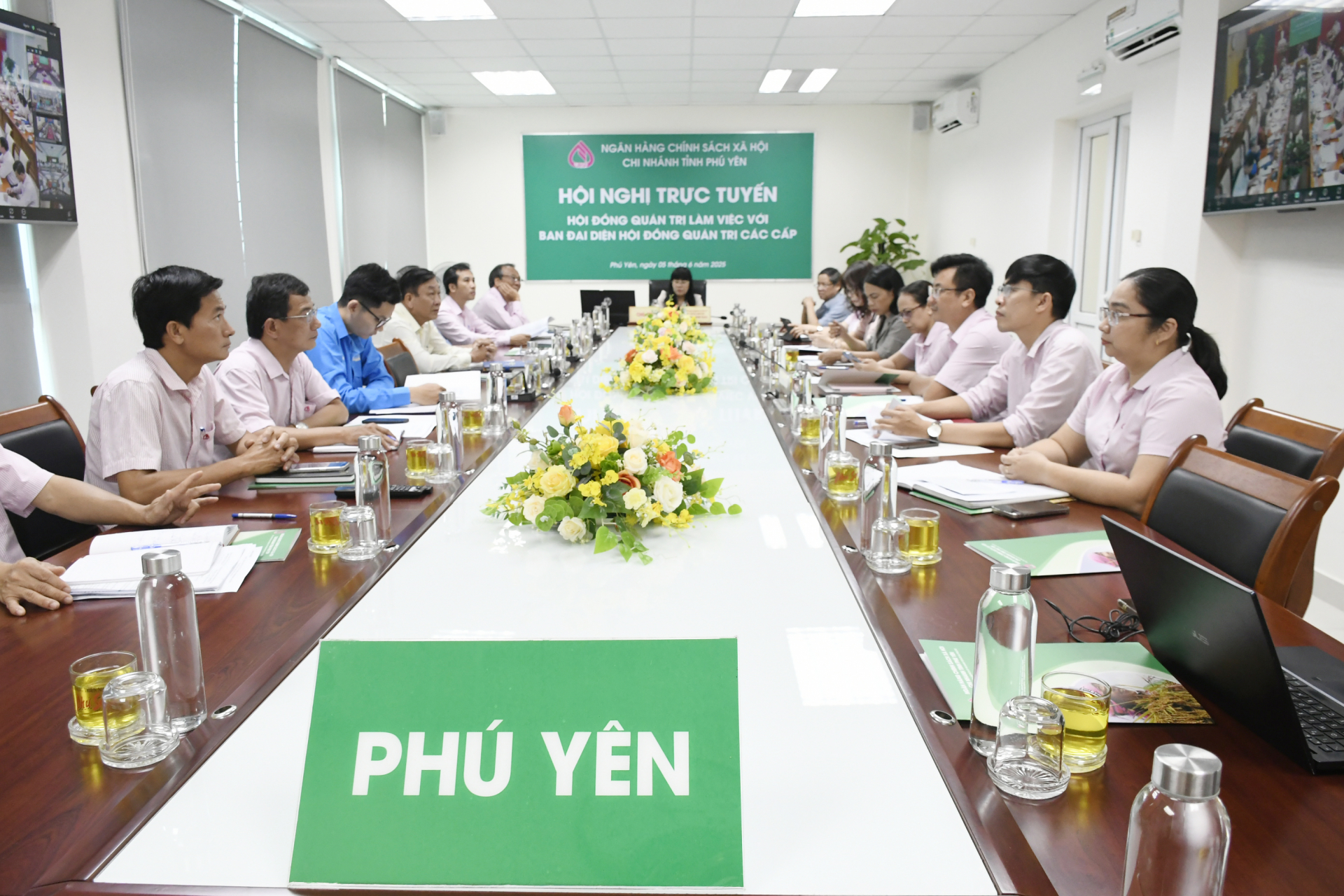 Duy trì mô hình tổ chức và phương thức quản lý tín dụng đặc thù của NHCSXH