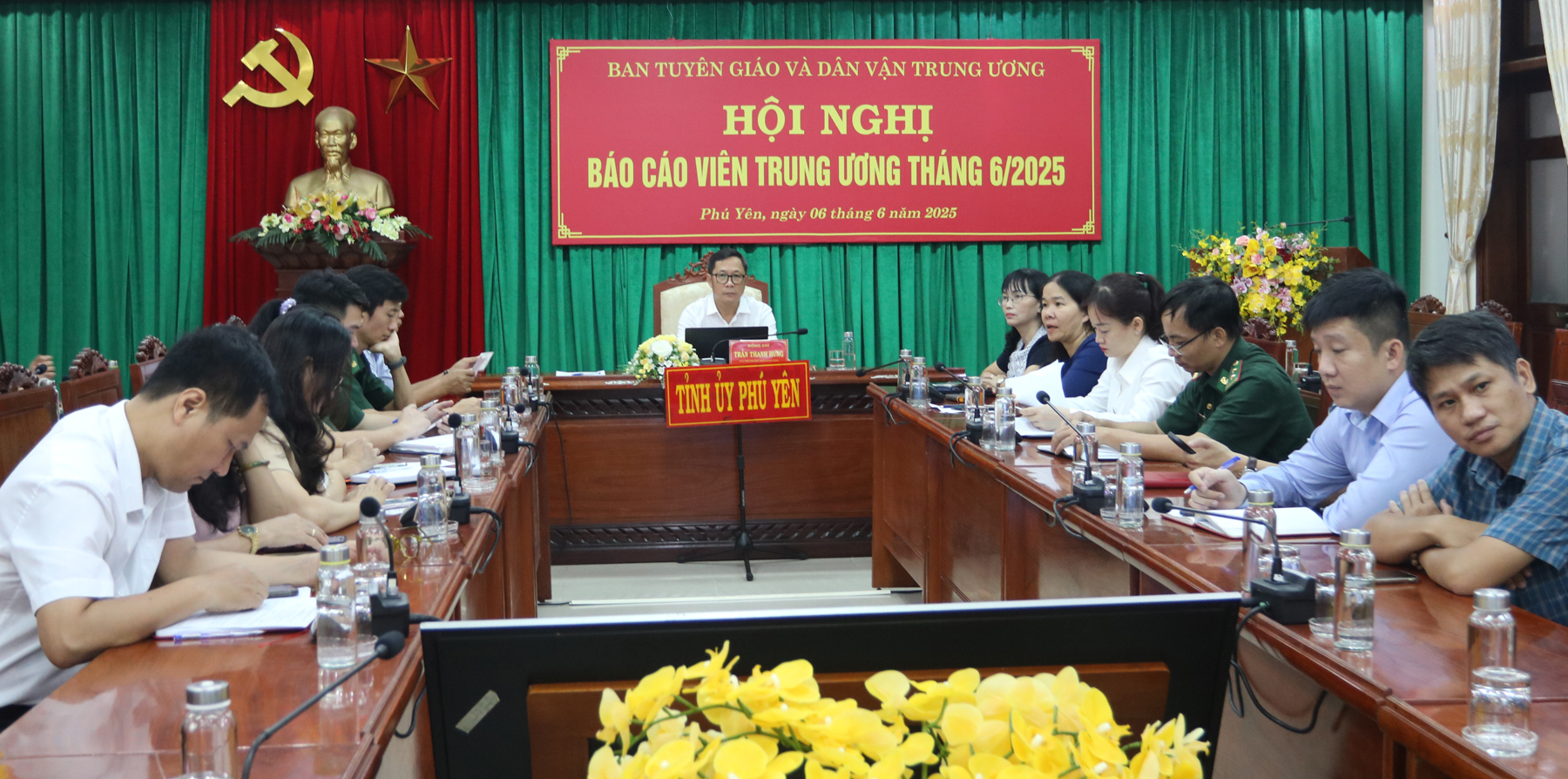 3.700 đại biểu Phú Yên dự Hội nghị báo cáo viên Trung ương tháng 6