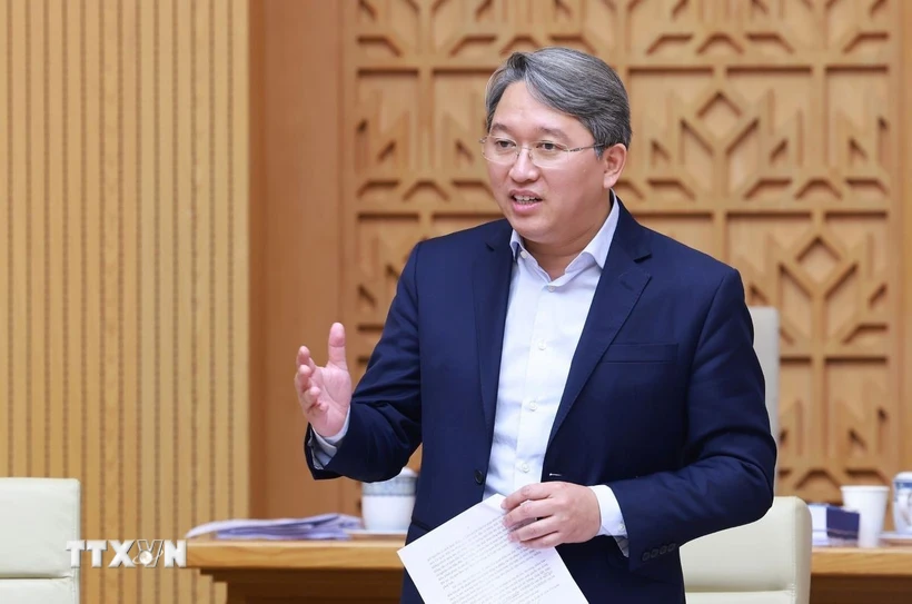 Đổi mới tư duy xây dựng pháp luật, phát huy dân chủ thực chất