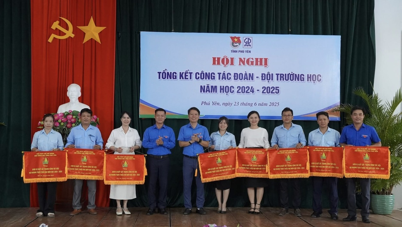Tổng kết công tác đoàn - đội trường học