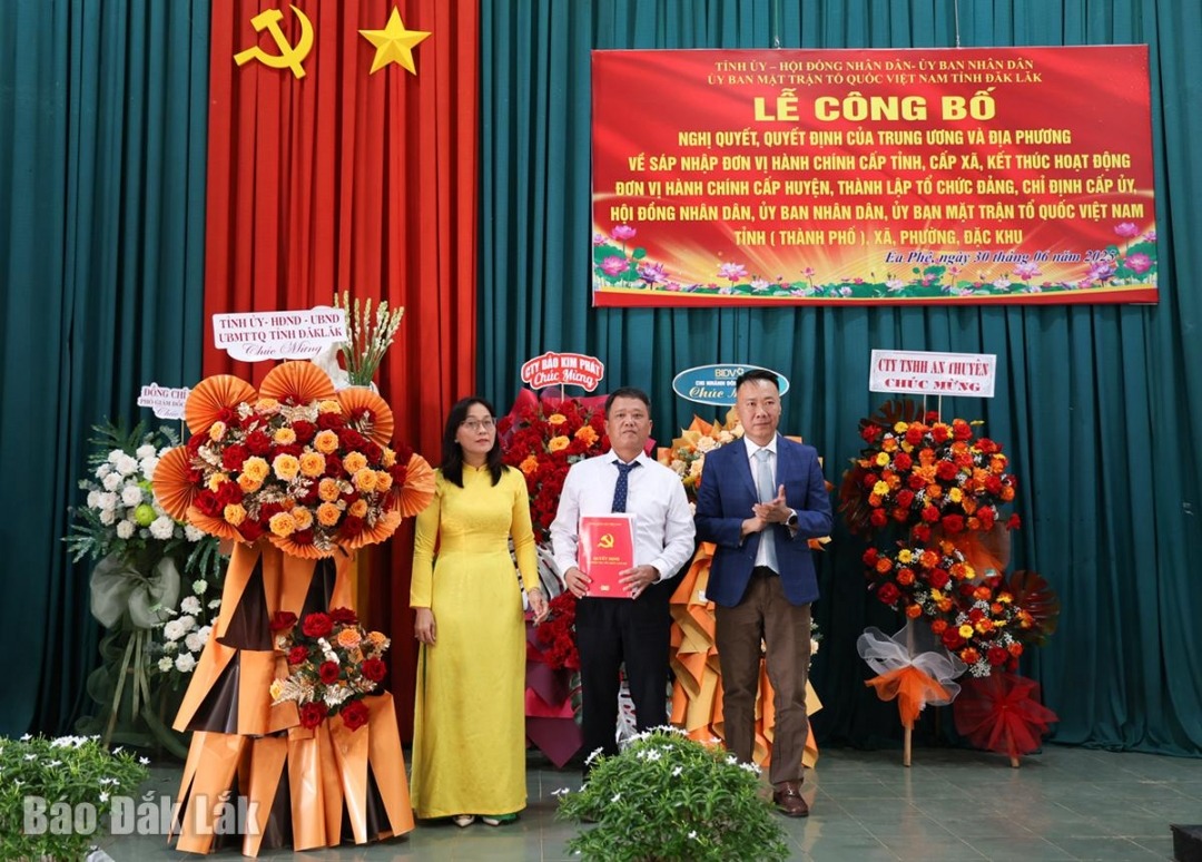 Người dân phấn khởi, kỳ vọng vào chính quyền địa phương hai cấp