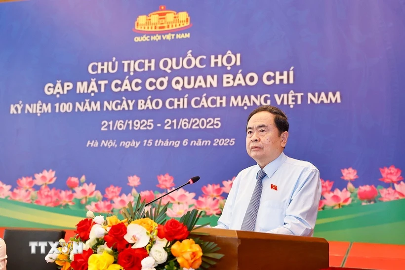 Báo chí đưa hơi thở cuộc sống, tâm nguyện của cử tri đến với nghị trường