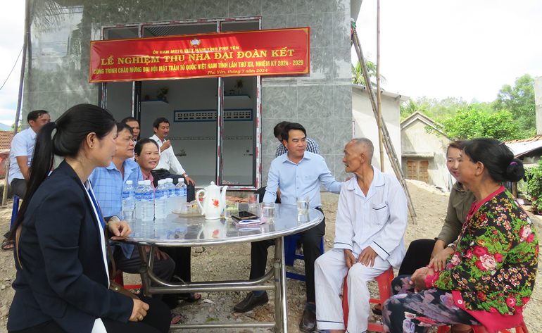 Không để xảy ra tình trạng thất thoát, tiêu cực trong thực hiện xóa nhà tạm