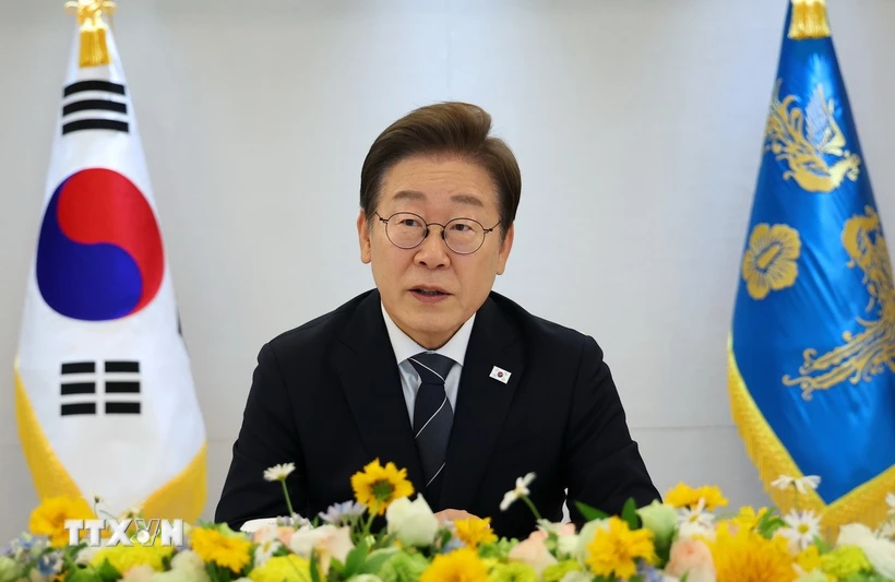 Tổng thống Hàn Quốc cam kết sớm khôi phục kênh đối thoại với Triều Tiên