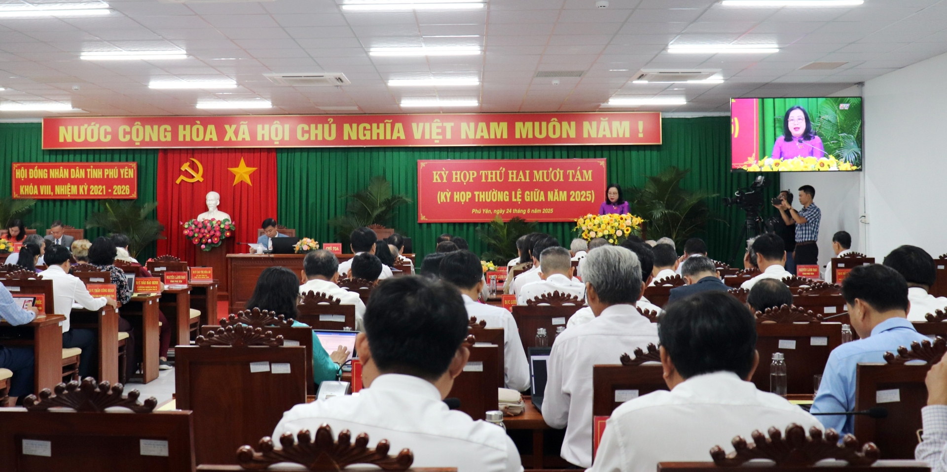 Long trọng Khai mạc Kỳ họp thứ 28 , HĐND tỉnh khóa VIII