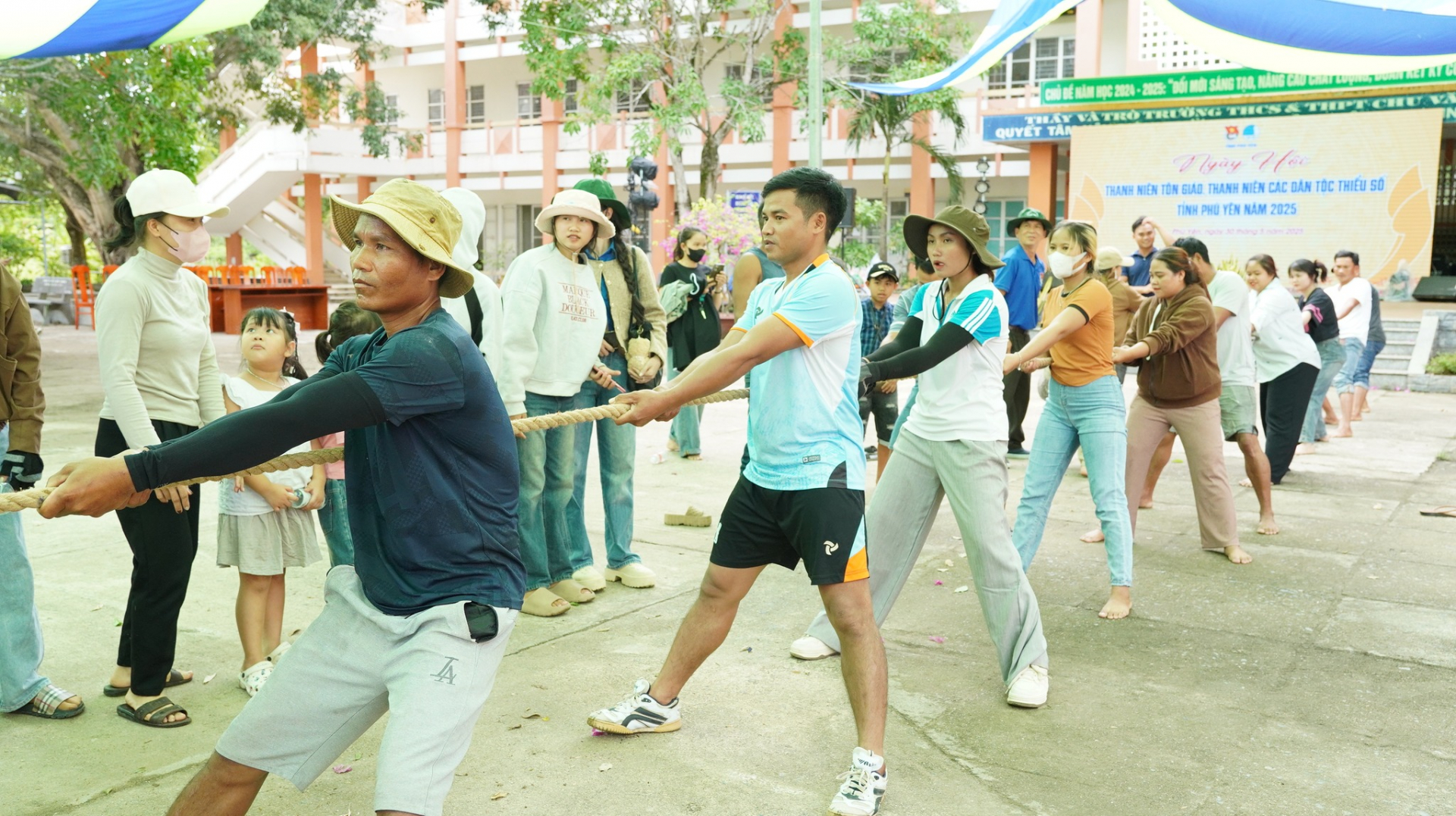 Sôi nổi Ngày hội Thanh niên tôn giáo, dân tộc thiểu số tỉnh