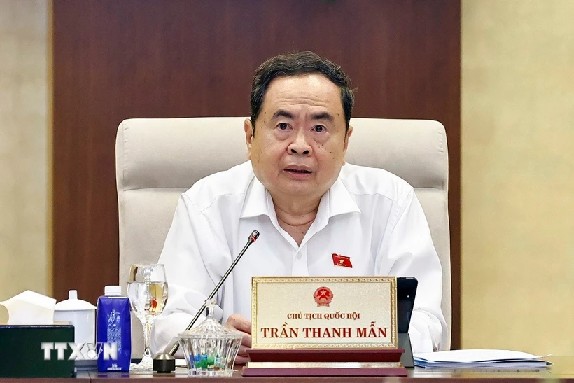 Ủy ban Thường vụ Quốc hội: Mỗi người dân, doanh nghiệp cần có một trợ lý ảo