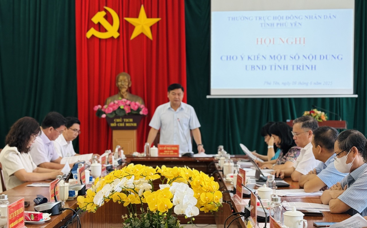 Thống nhất đề nghị bãi bỏ chính sách thu hút trí thức trẻ về công tác ở cấp xã