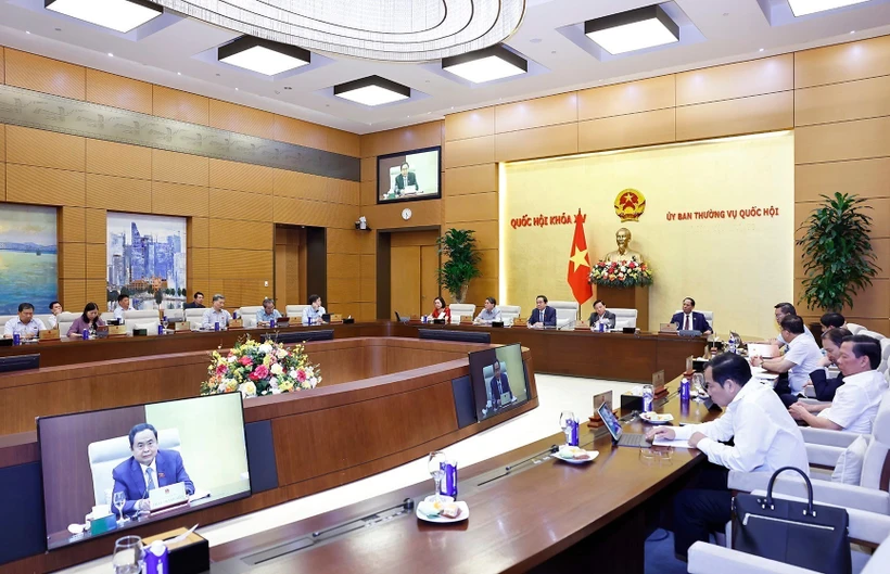 Ủy ban thường vụ Quốc hội xem xét Đề án sắp xếp đơn vị hành chính cấp tỉnh