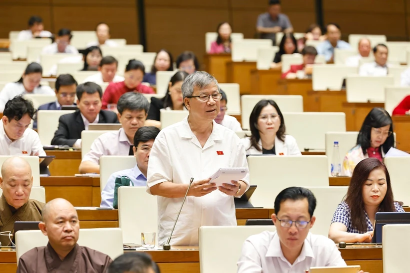 Ngày 17/6, Quốc hội thảo luận về kinh tế - xã hội và ngân sách Nhà nước