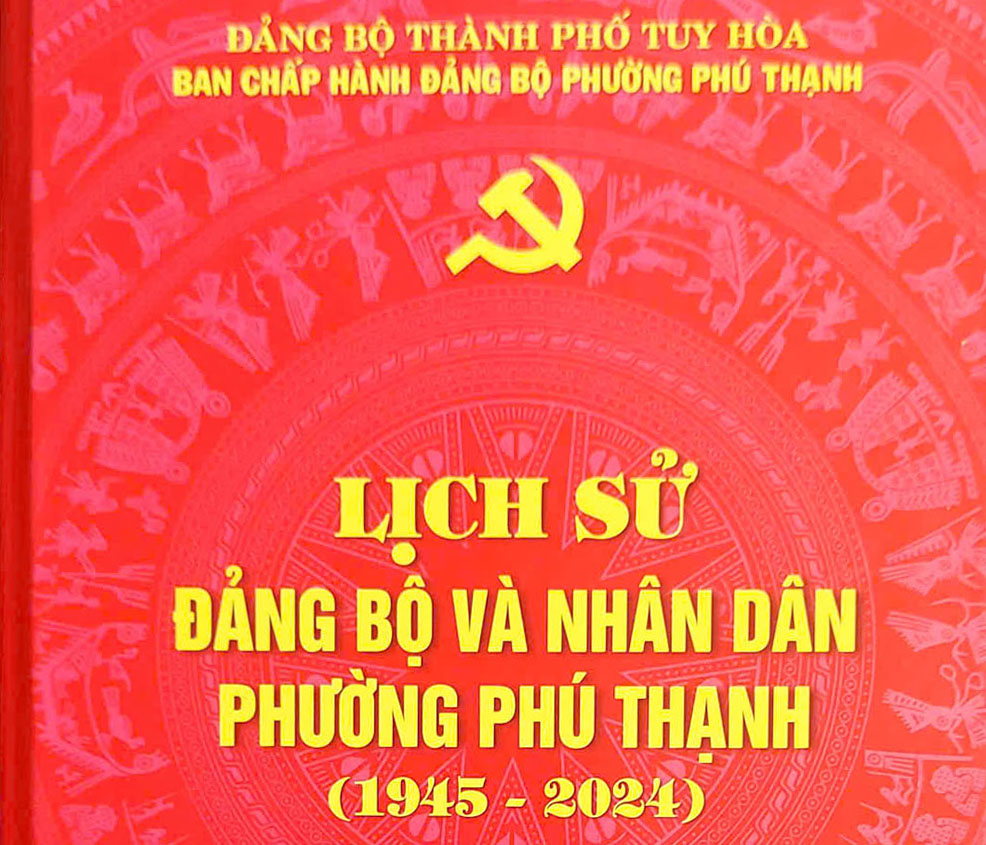 Xuất bản sách Lịch sử Đảng bộ và Nhân dân phường Phú Thạnh (1945-2024)