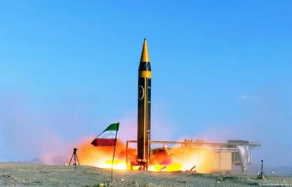 Căng thẳng Israel - Iran: Hai bên tiếp tục hành động quân sự