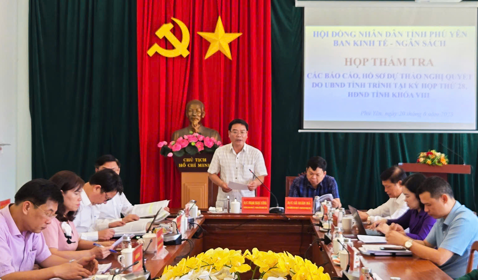 Thẩm tra báo cáo của UBND tỉnh về tình hình phát triển KT-XH 6 tháng đầu năm 2025