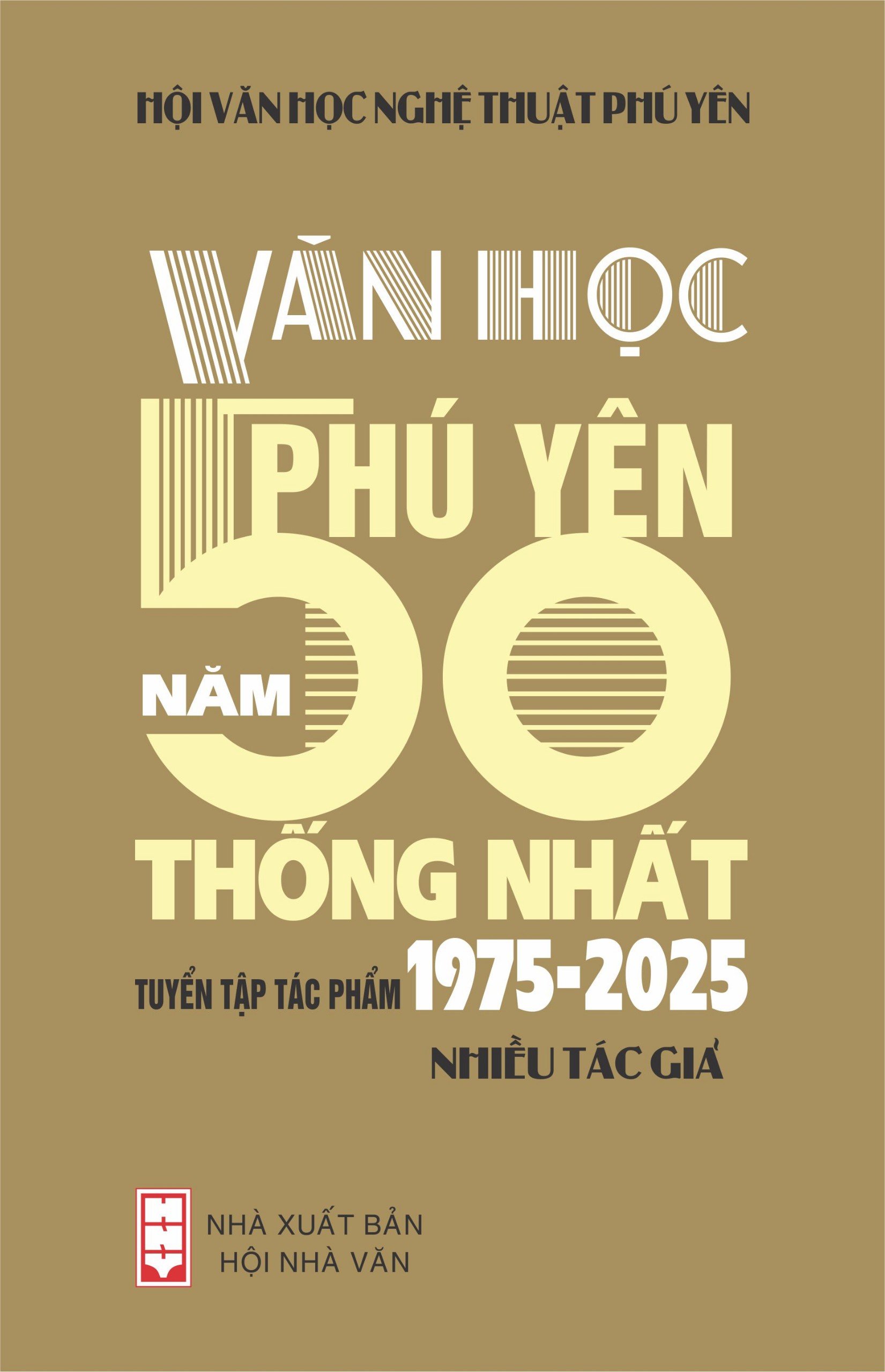 Ra mắt tuyển tập Văn học Phú Yên 50 năm thống nhất
